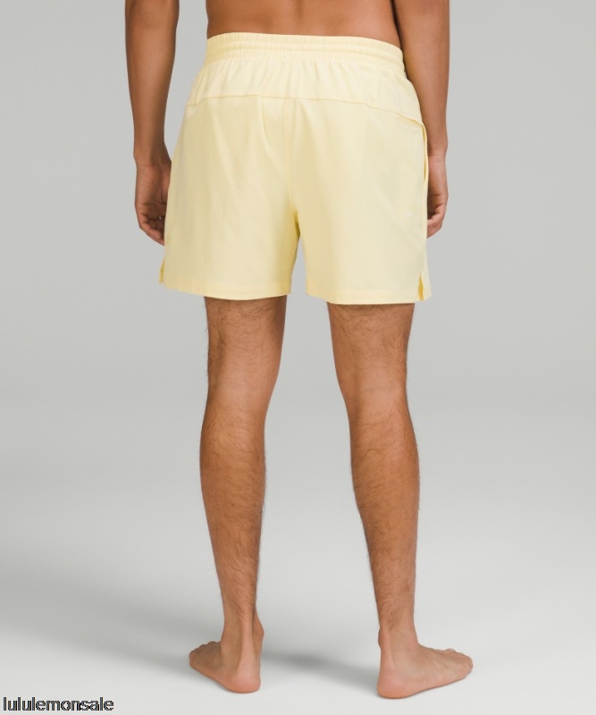 Lululemon Deutschland DELULU951 | Pool Short 5 Nur Online Caprese Gelb